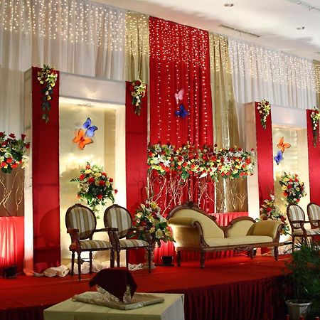 Orchardz Hotel Ayani פונטיאנק מראה חיצוני תמונה
