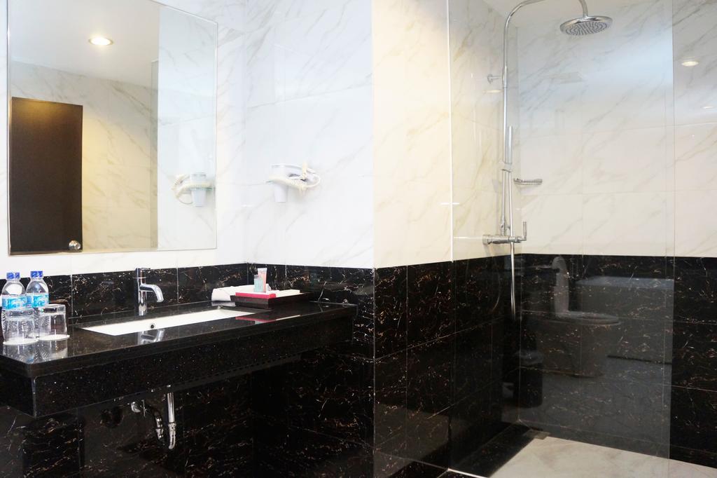 Orchardz Hotel Ayani פונטיאנק מראה חיצוני תמונה