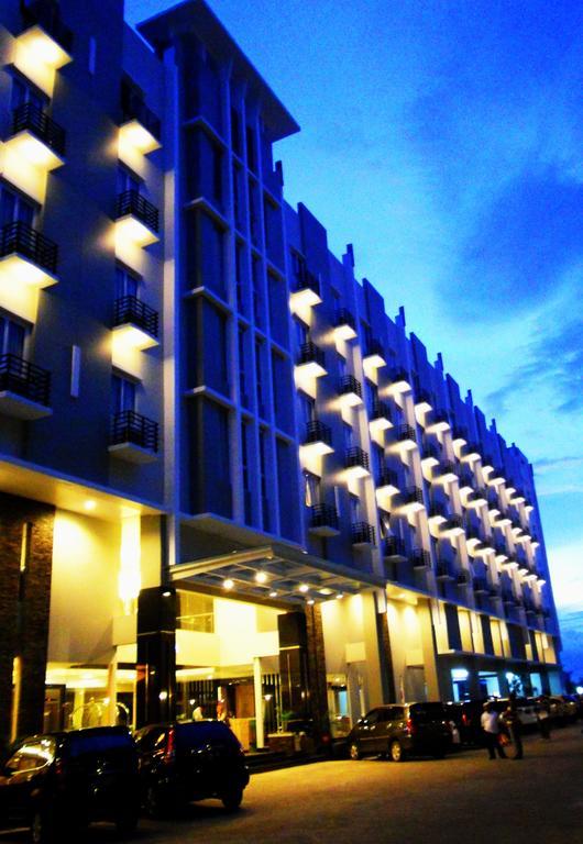 Orchardz Hotel Ayani פונטיאנק מראה חיצוני תמונה